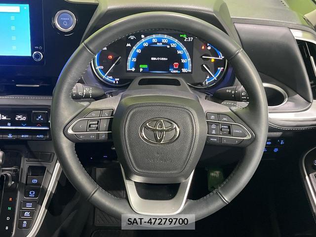 Toyota NOAH 2022-10 8652094-12