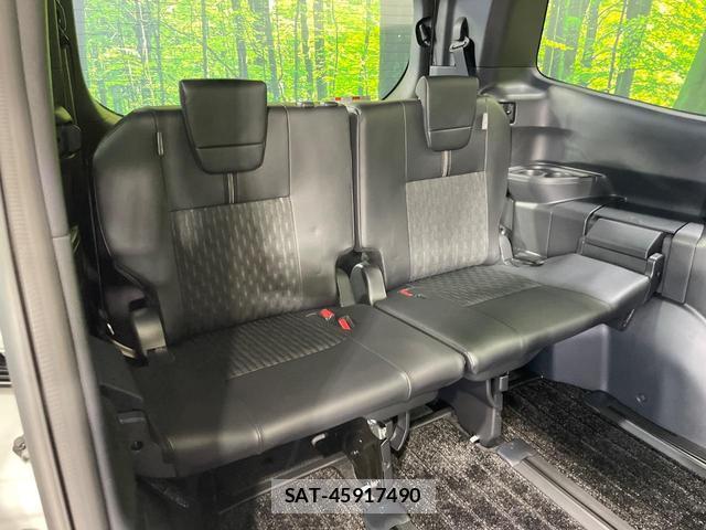 Toyota NOAH 2023-10 8652121-9