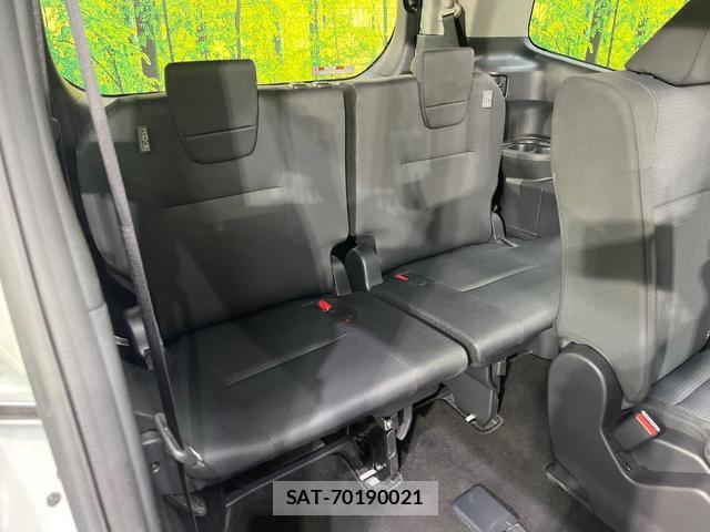 Toyota NOAH 2025-05 8652305-9