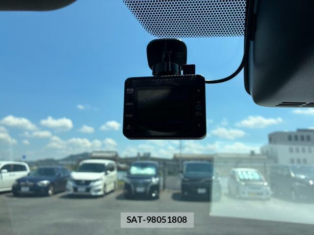 Toyota NOAH 2020-11 8652405-19