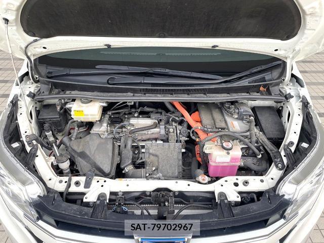 Toyota NOAH 2018-03 8652450-18