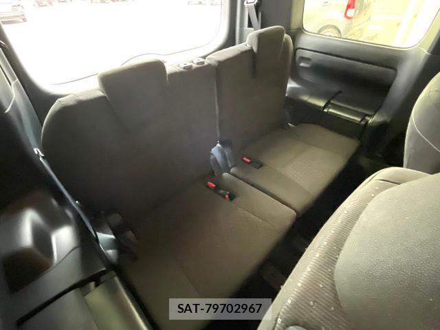 Toyota NOAH 2018-03 8652450-9