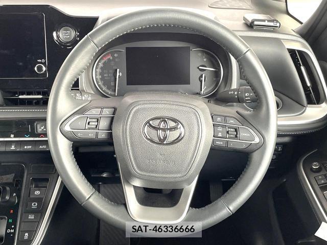 Toyota NOAH 2025-05 8652451-12