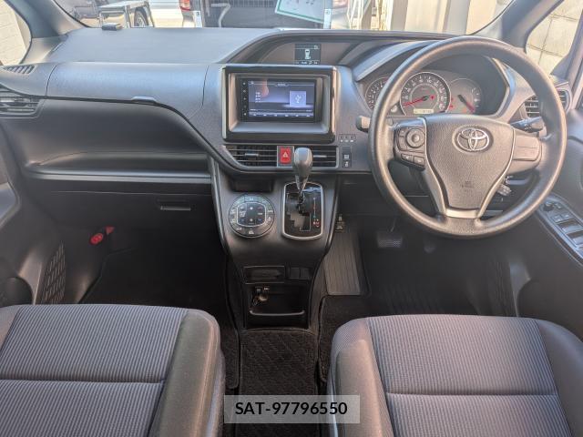 Toyota NOAH 2021-08 8652527-14