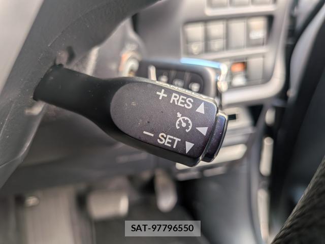 Toyota NOAH 2021-08 8652527-19
