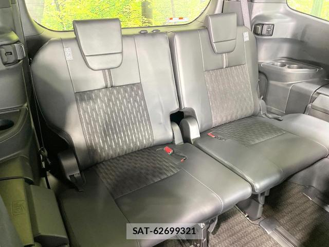 Toyota NOAH 2023-07 8652578-9