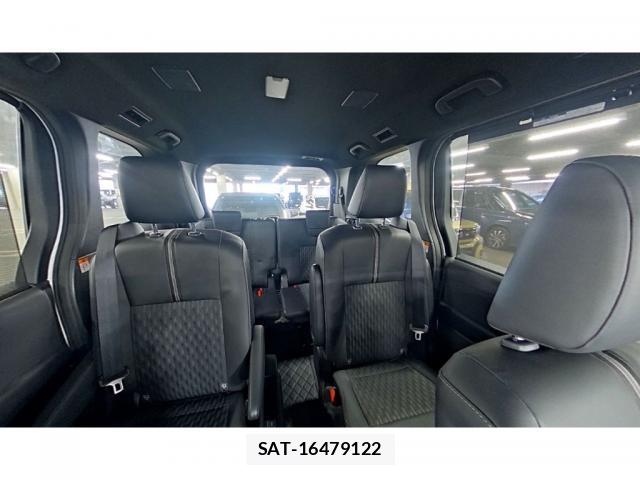 Toyota NOAH 2024-08 8652650-8