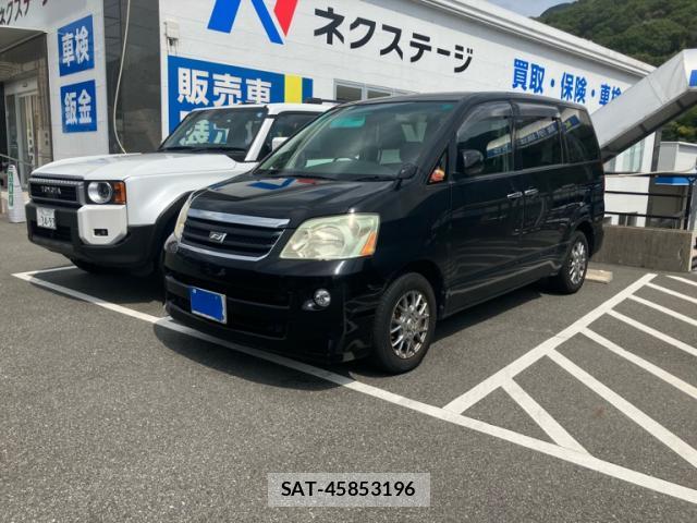 Toyota NOAH 2007-01 8652878-0
