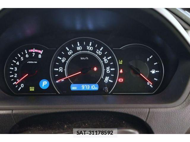 Toyota NOAH 2018-03 8652893-16