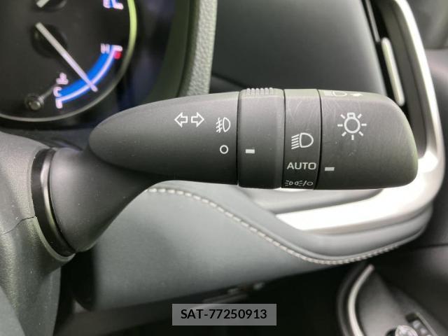 Toyota NOAH 2024-10 8653649-17
