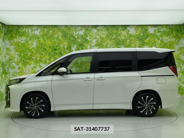 Toyota NOAH 2022-09 8653782-1