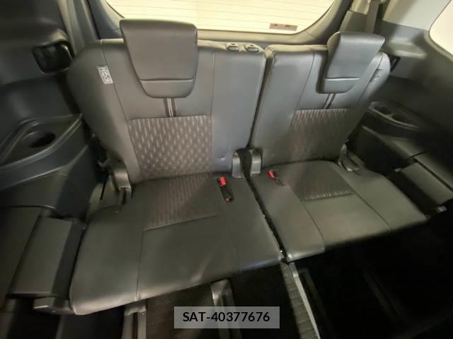 Toyota NOAH 2022-12 8653847-11