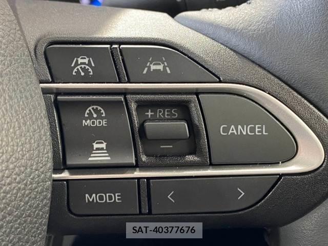 Toyota NOAH 2022-12 8653847-5