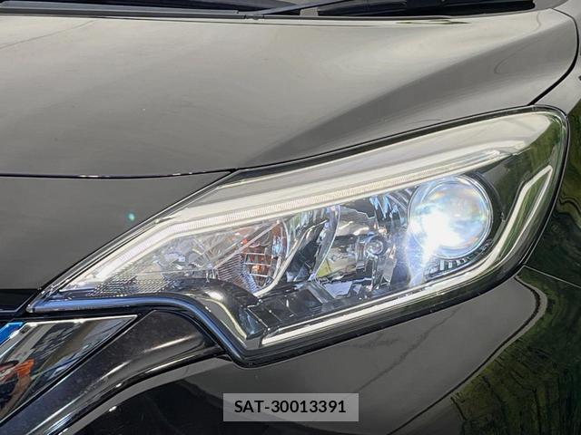 Nissan NOTE 2018-03 8646681-11