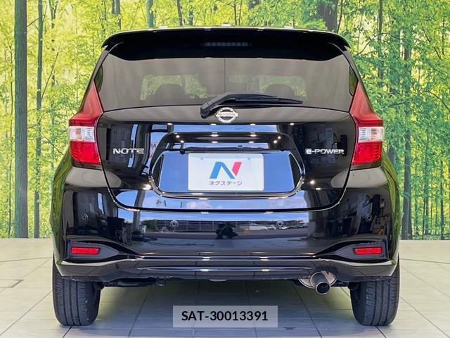 Nissan NOTE 2018-03 8646681-14