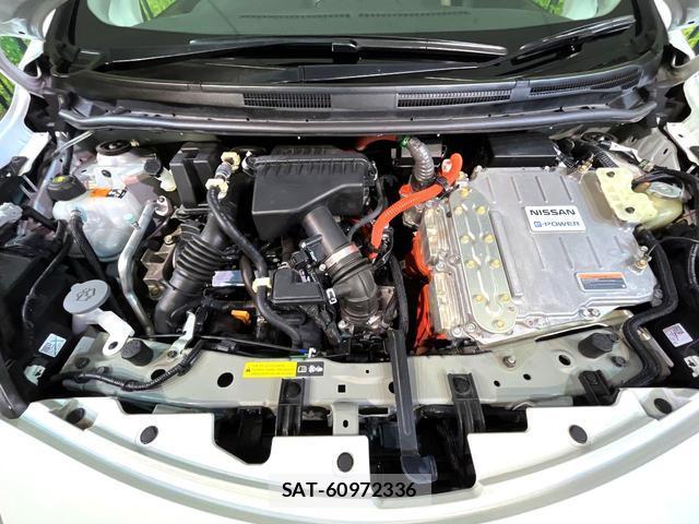 Nissan NOTE 2017-08 8647822-17