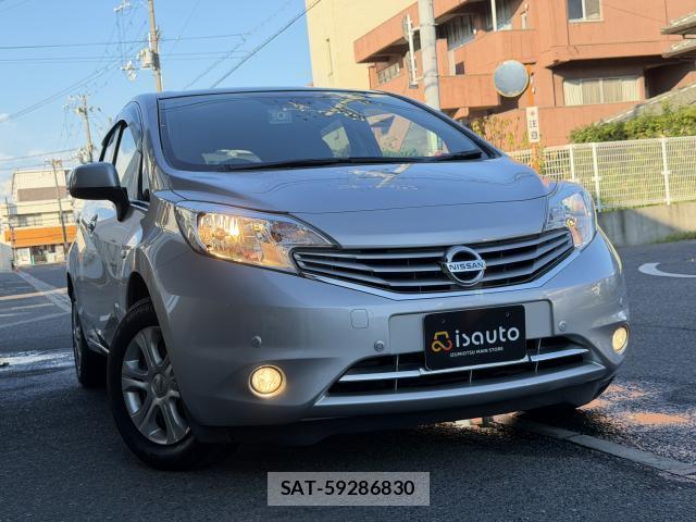Nissan NOTE 2014-09 8647896-11