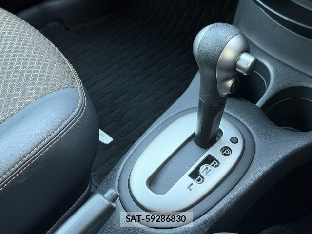 Nissan NOTE 2014-09 8647896-17