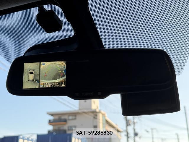 Nissan NOTE 2014-09 8647896-6