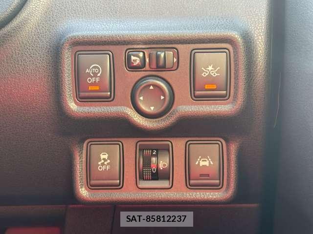 Nissan NOTE 2016-01 8649121-13