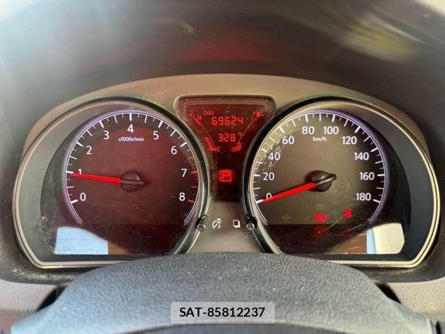 Nissan NOTE 2016-01 8649121-4