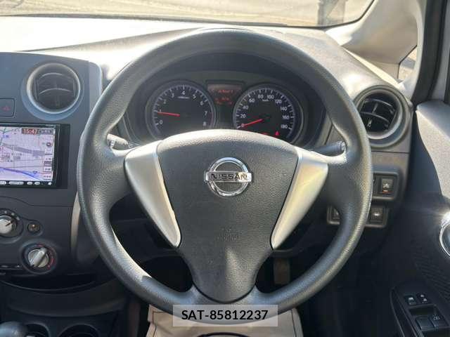 Nissan NOTE 2016-01 8649121-6