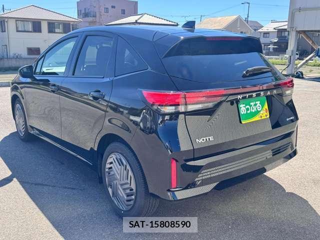 Nissan NOTE 2025-12 8649300-7