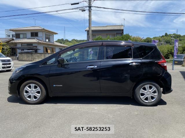 Nissan NOTE 2017-07 8649525-16