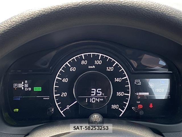 Nissan NOTE 2017-07 8649525-5