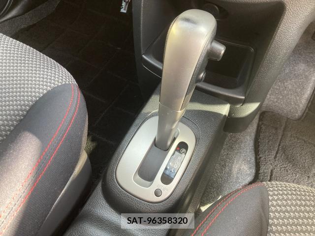 Nissan NOTE 2011-07 8650075-14