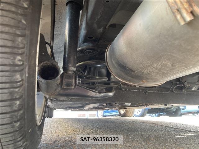 Nissan NOTE 2011-07 8650075-5