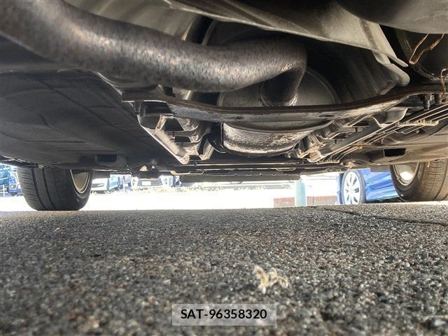 Nissan NOTE 2011-07 8650075-7