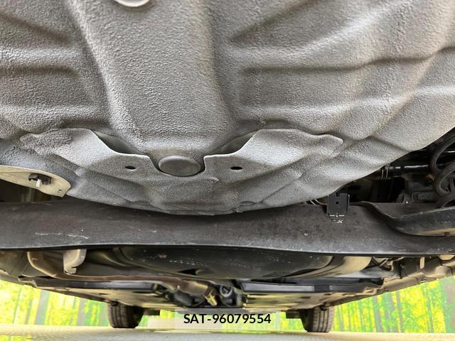 Nissan NOTE 2021-05 8651531-18