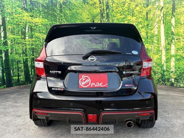 Nissan NOTE 2018-01 8651721-1