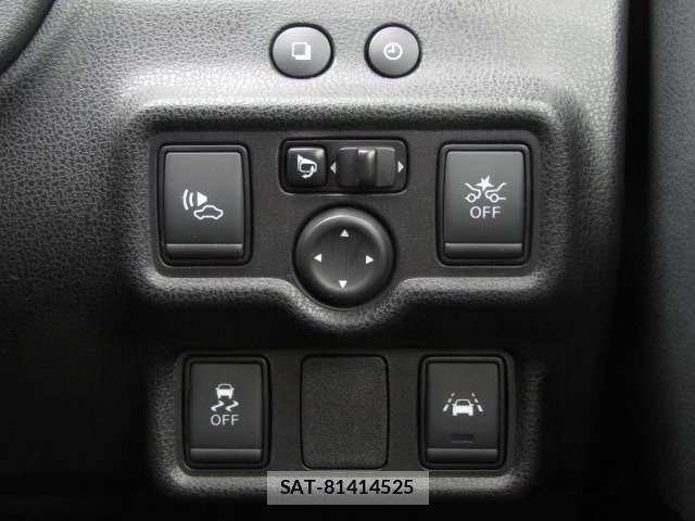 Nissan NOTE 2018-01 8652338-16