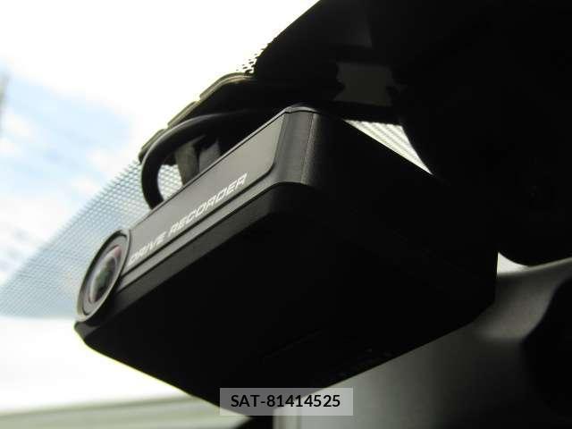 Nissan NOTE 2018-01 8652338-7