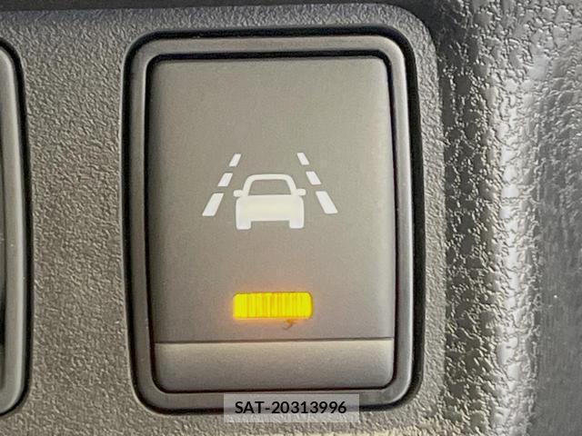 Nissan NOTE 2019-09 8652944-6