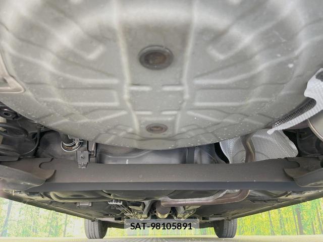 Nissan NOTE 2019-10 8652948-18