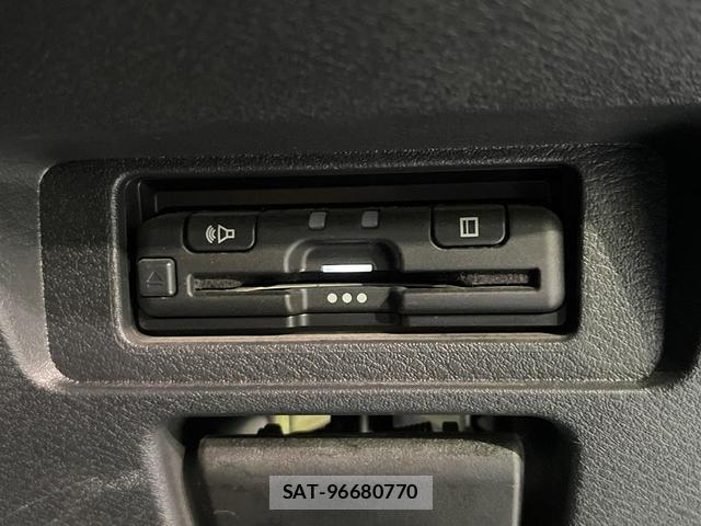 Nissan NOTE 2021-05 8653076-5