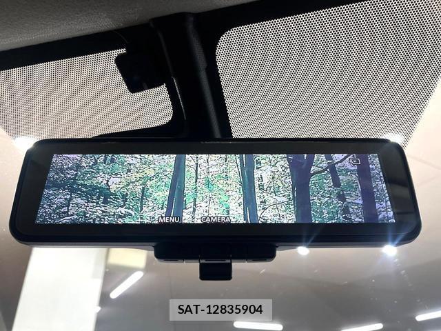 Nissan NOTE 2017-02 8653100-4
