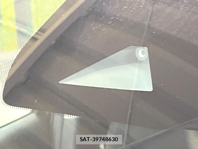 Nissan NOTE 2022-08 8653308-2