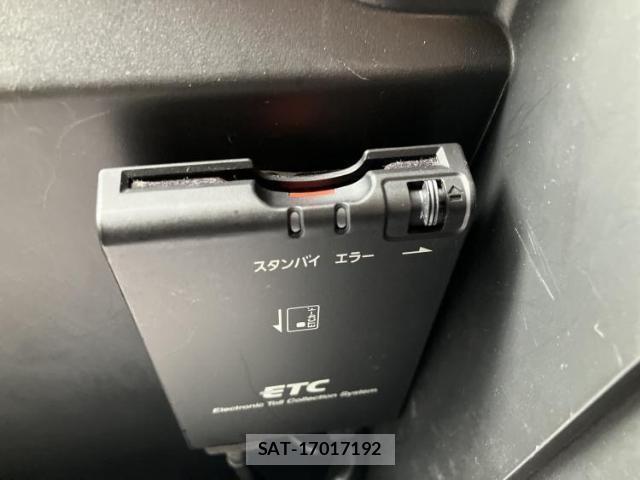Nissan NOTE 2019-06 8653736-16