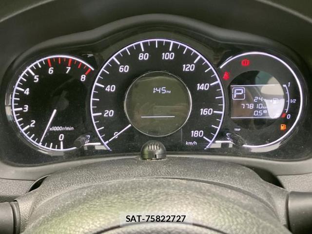 Nissan NOTE 2014-11 8653763-11