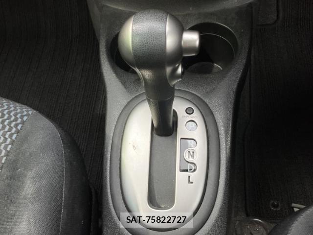 Nissan NOTE 2014-11 8653763-15