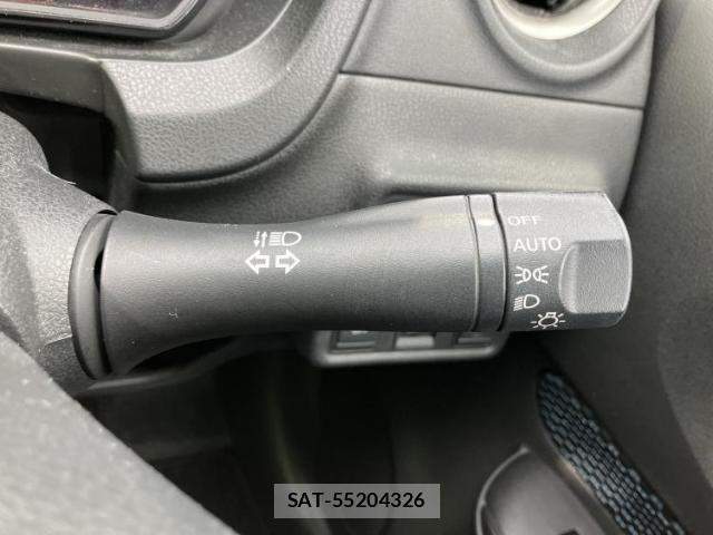 Nissan NOTE 2016-02 8653772-15