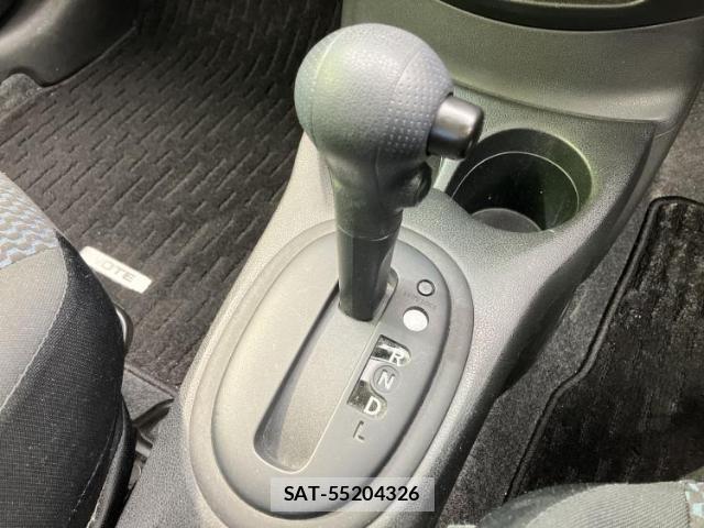 Nissan NOTE 2016-02 8653772-17