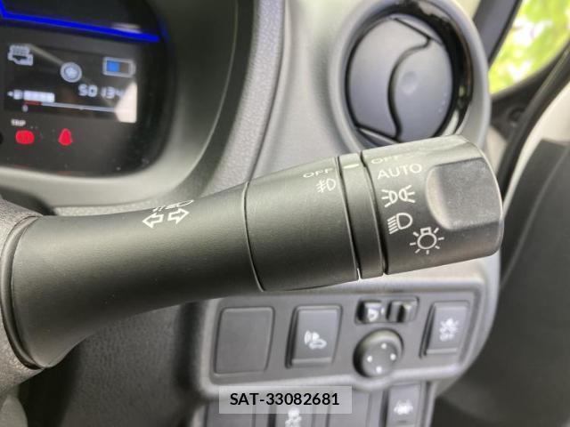 Nissan NOTE 2019-05 8653840-16