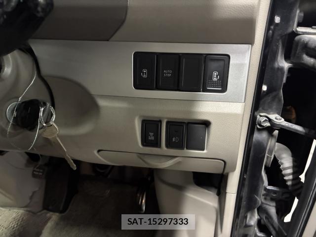 Nissan CLIPPER RIO 2014-01 8652800-16