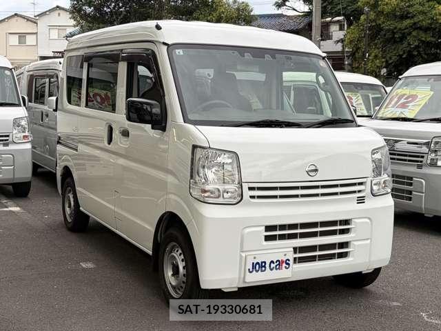 Nissan CLIPPER VAN 2022-08 8651176-10