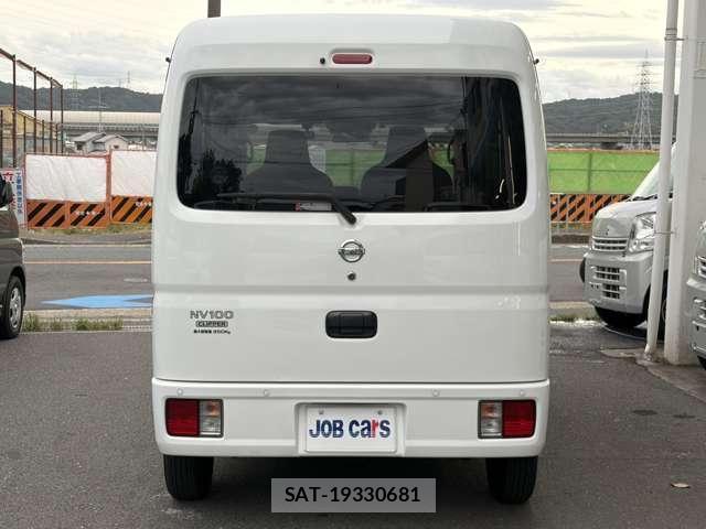 Nissan CLIPPER VAN 2022-08 8651176-13